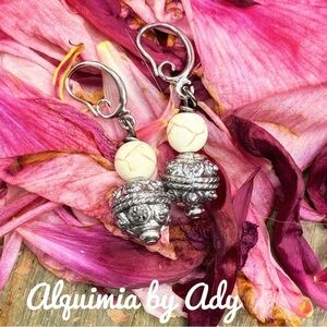 Silver cream turquoise earrings